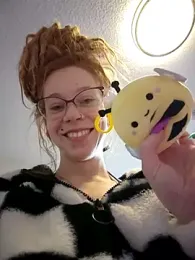 LucidLucy stripchat stream image