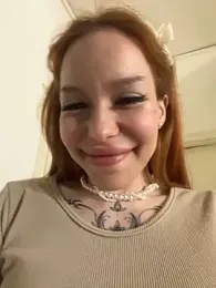 babydolll stripchat stream image