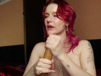 BlueCherry bongacams stream image