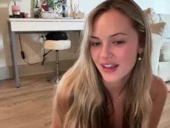 luvaimee chaturbate stream image