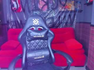 lexi-split camsoda stream image, 19.02.2026 01:00