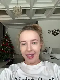 Nura_n_Sarah stripchat stream image