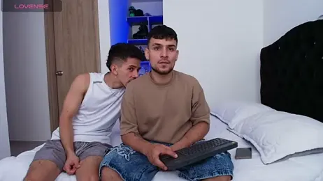 Two_sinzXX stripchat stream image