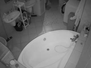 voyeurcam-julmodels-bath-1st-1 camsoda stream image, 20.02.2026 19:00