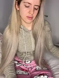 Holly-Glamour stripchat stream image, 26.02.2026 23:30
