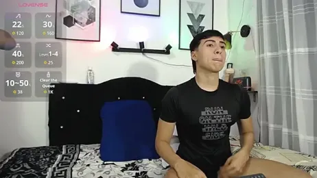 Thomas_and_lyan stripchat stream image