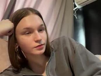 nloraaa chaturbate stream image