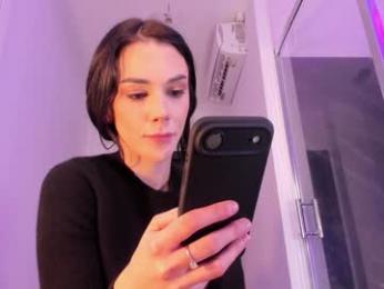 hotfallingdevil chaturbate stream image