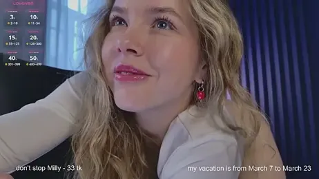 milly_shy stripchat stream image