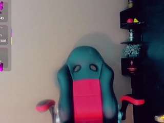 mayka-brunette01 camsoda stream image