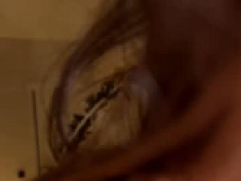 emilybatee chaturbate stream image