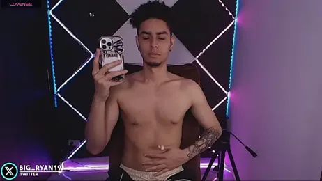 bigryann23 stripchat stream image