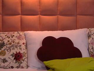 Olivia Onya flirt4free stream image, 06.03.2026 18:30