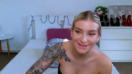 Lia_Benini stripchat stream image