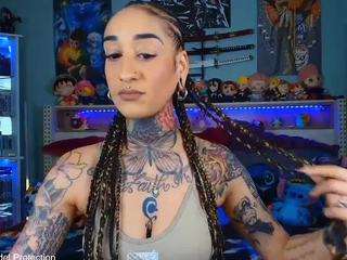 starryari69 camsoda stream image