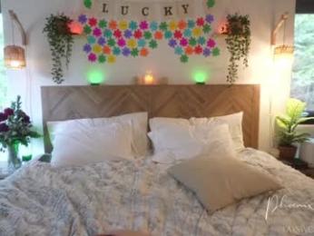 phoenix_taylor chaturbate stream image