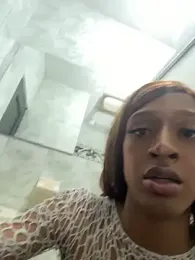 Mia_royal stripchat stream image