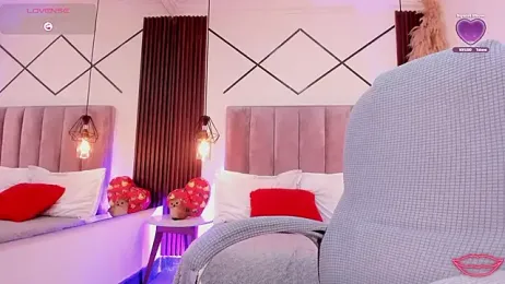 cami_rouxxx_ stripchat stream image