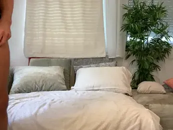 Malena525 stripchat stream image