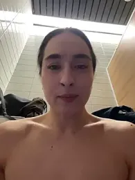 Holly_Play stripchat stream image, 13.03.2026 08:00