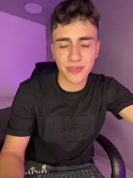 AdrianRinaldi stripchat stream image