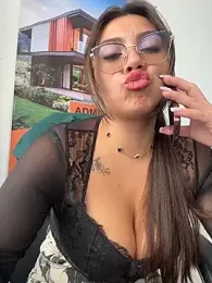 LIZ-06_ stripchat stream image