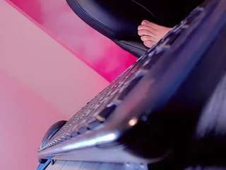 veroniica-mist camsoda stream image