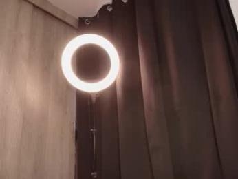 adelineefoxxx chaturbate stream image