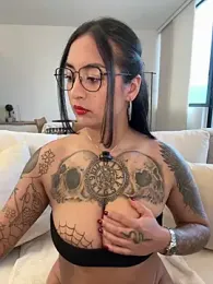 Rae_Lil_White stripchat stream image