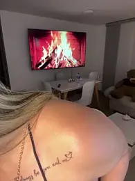 MiaWhitePink_ stripchat stream image, 19.03.2026 04:30