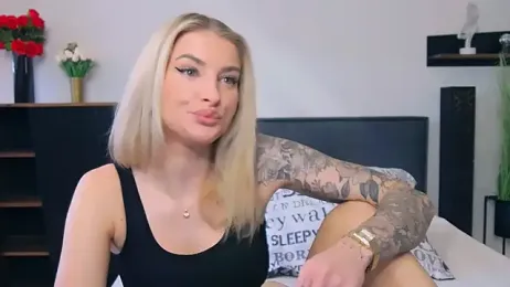 Lia_Benini stripchat stream image