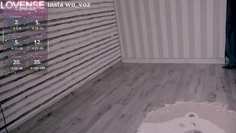 Careful_i_bite stripchat stream image