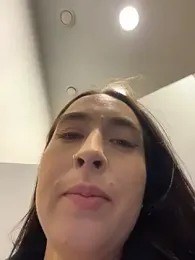 Holly_Play stripchat stream image, 20.03.2026 12:00