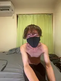 UKI06 stripchat stream image