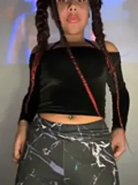 HaileyDiana stripchat stream image