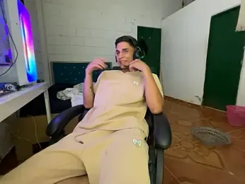 Max_TheHorseDick stripchat stream image, 23.03.2026 02:10