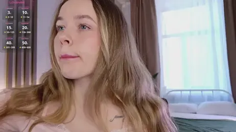 milly_shy stripchat stream image