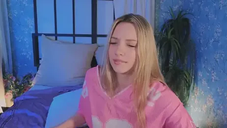 katt__y stripchat stream image, 24.03.2026 05:00