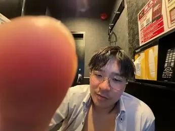 yuuki8910 stripchat stream image