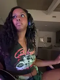 Your_Paris stripchat stream image