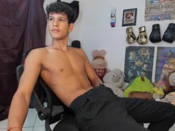 brandonstonexl chaturbate stream image, 26.03.2026 23:20