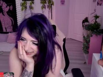 crimsonkitten chaturbate stream image, 27.03.2026 01:10