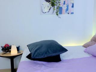 Sara Laurent flirt4free stream image, 27.03.2026 13:50