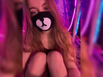 -Summer- bongacams stream image