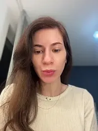 Alyonaqueen_ stripchat stream image