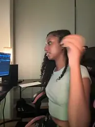 Your_Paris stripchat stream image