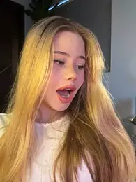 curchez_ stripchat stream image