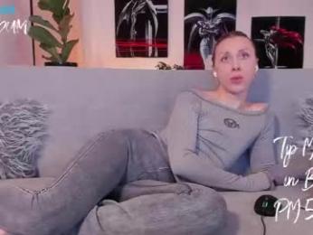 bumbum_kalibum chaturbate stream image, 05.04.2026 04:00