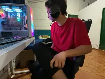 Max_TheHorseDick stripchat stream image, 06.04.2026 03:40