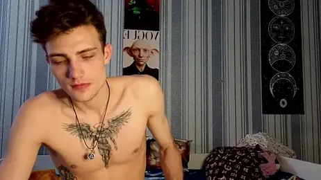 EmiliaCouple stripchat stream image